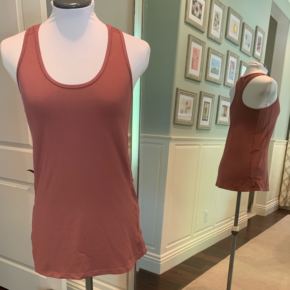 Rust Colored Fitted Sleeveless Tank Top